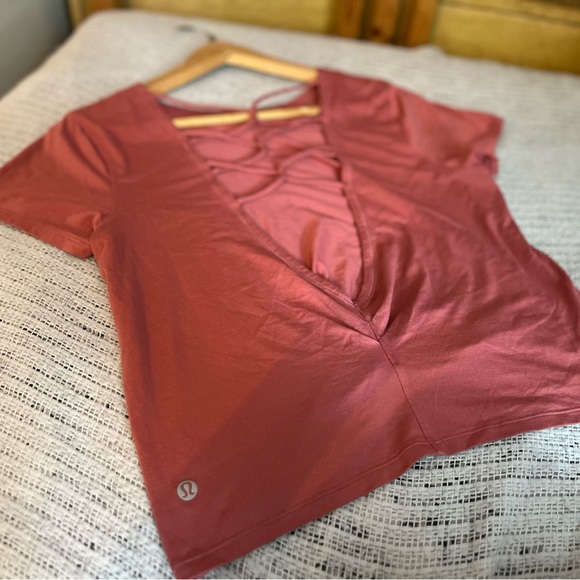 Lululemon Athletica Strappy Lunge Back T-shirt | Pink Light Weight Material - Picture 5 of 6